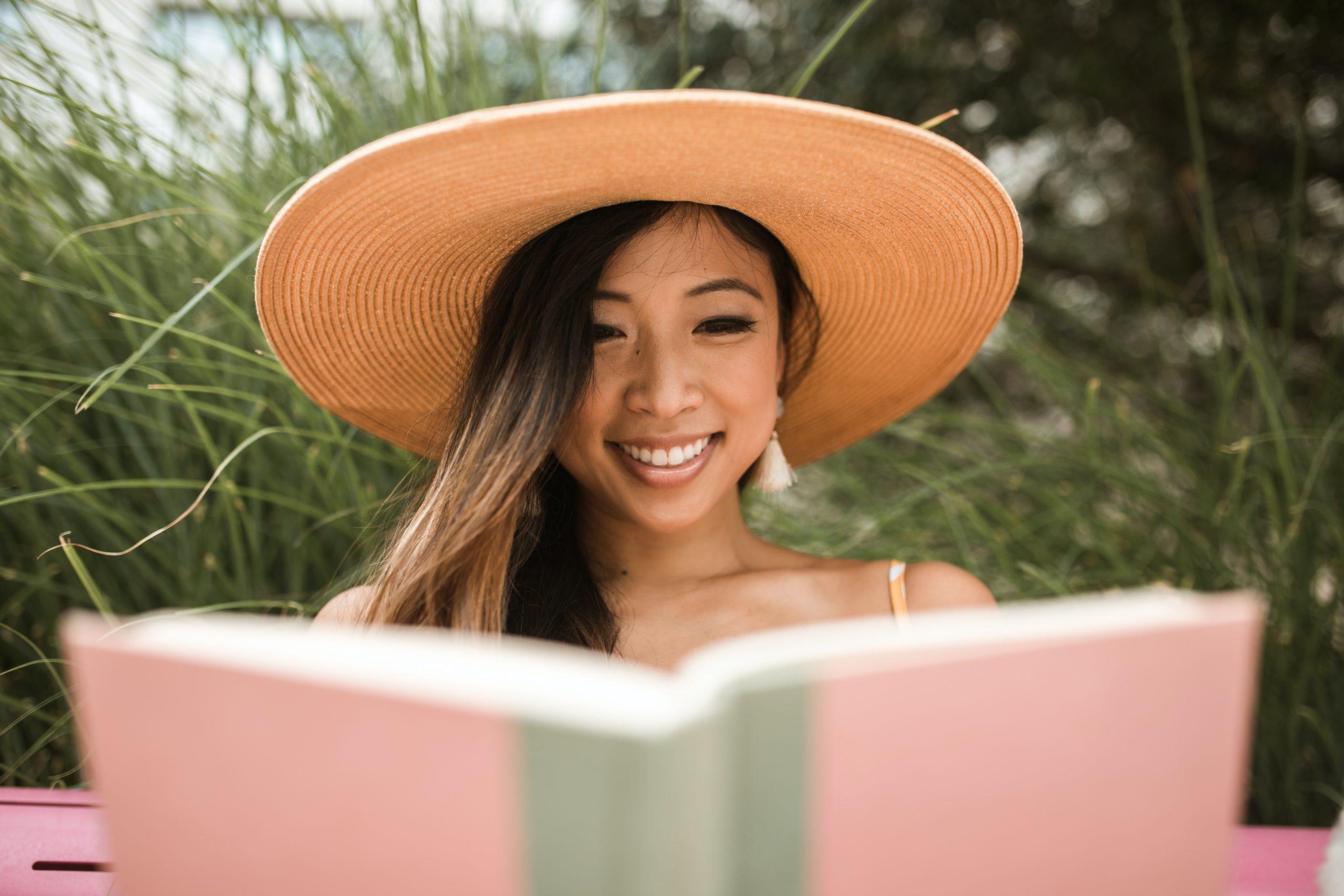 10 Amazing Entertaining Summer Reads for You