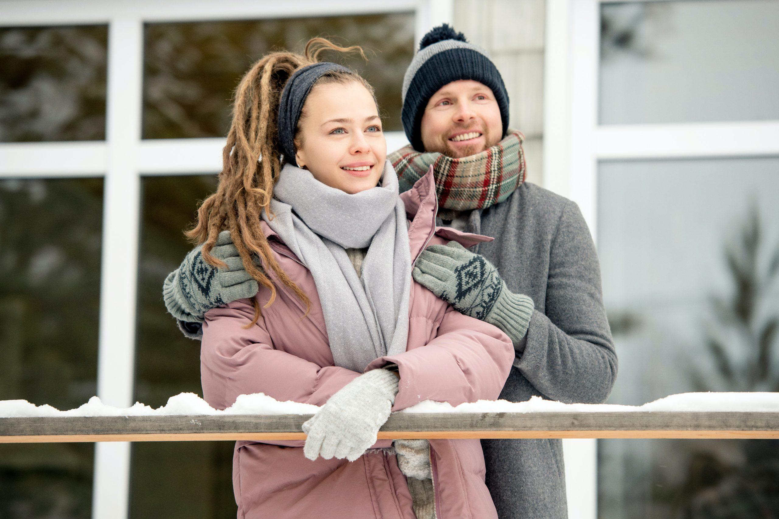 Winter Fashion: 10 Cute Ways to Wear a Winter Scarf