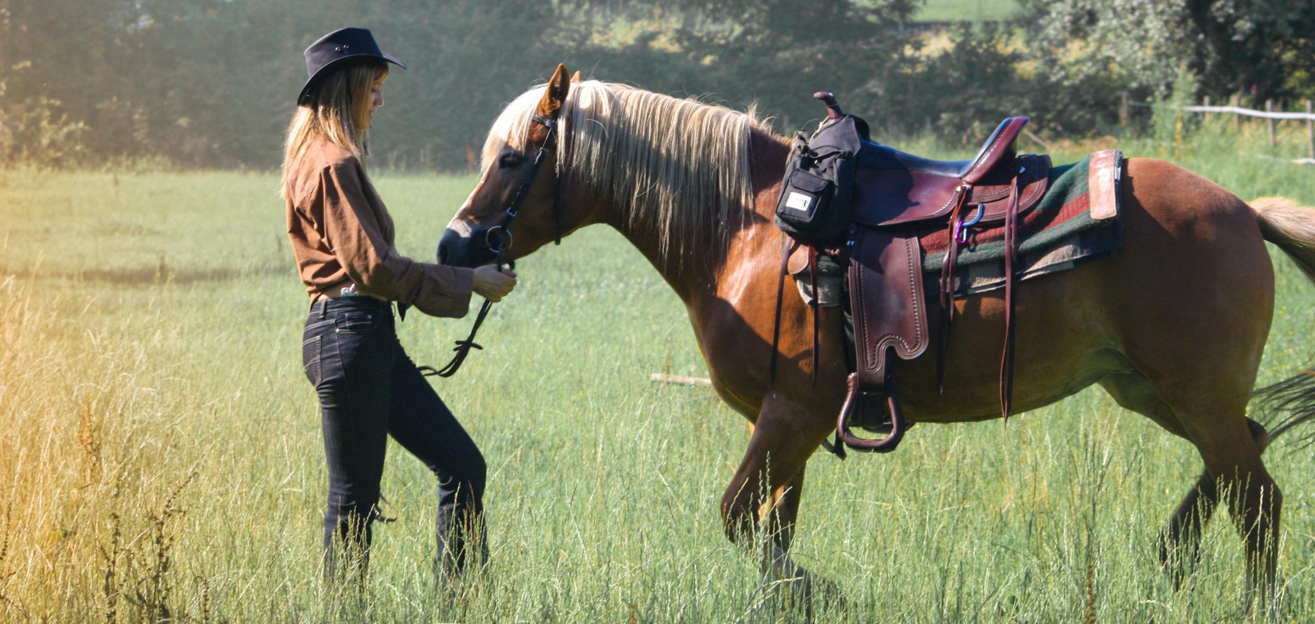 Best Wear For Horseback Riding in the Cold Weather