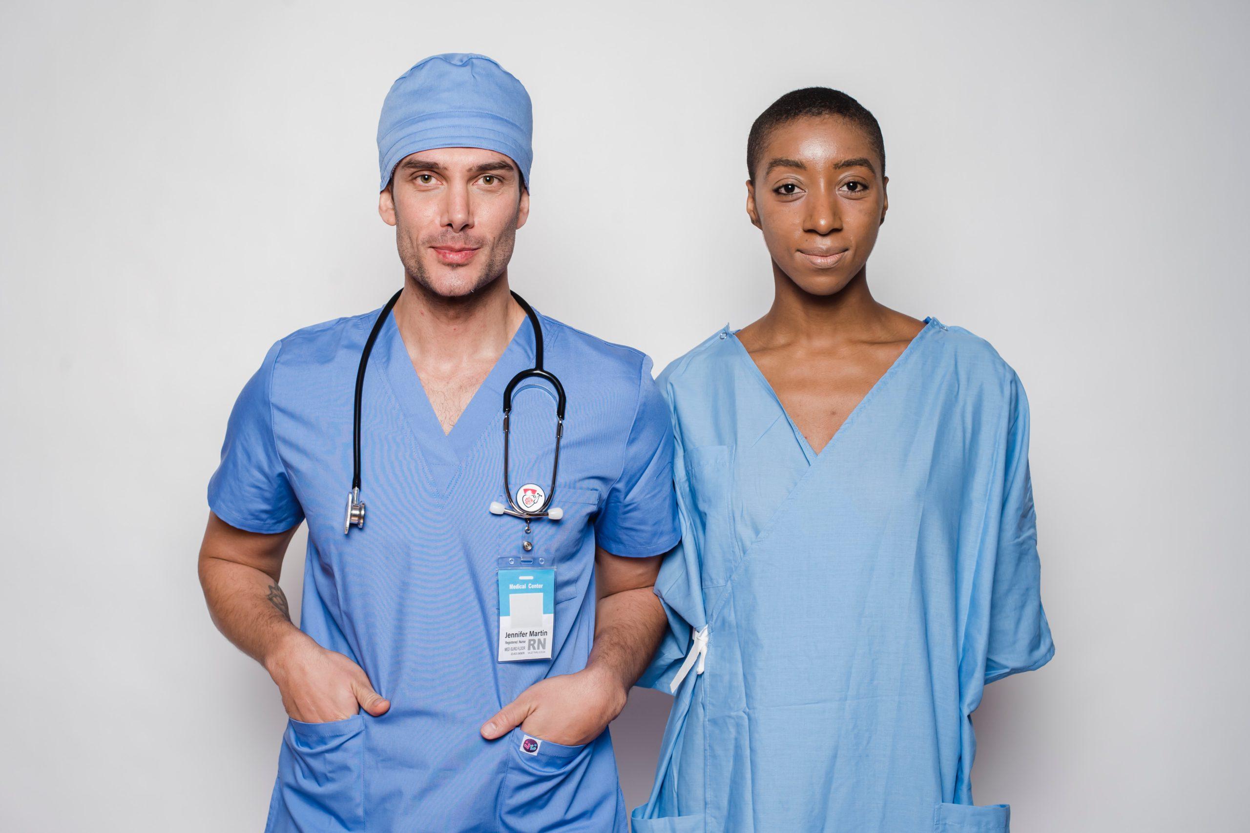 What are the Best Shoes to Wear with Scrubs?