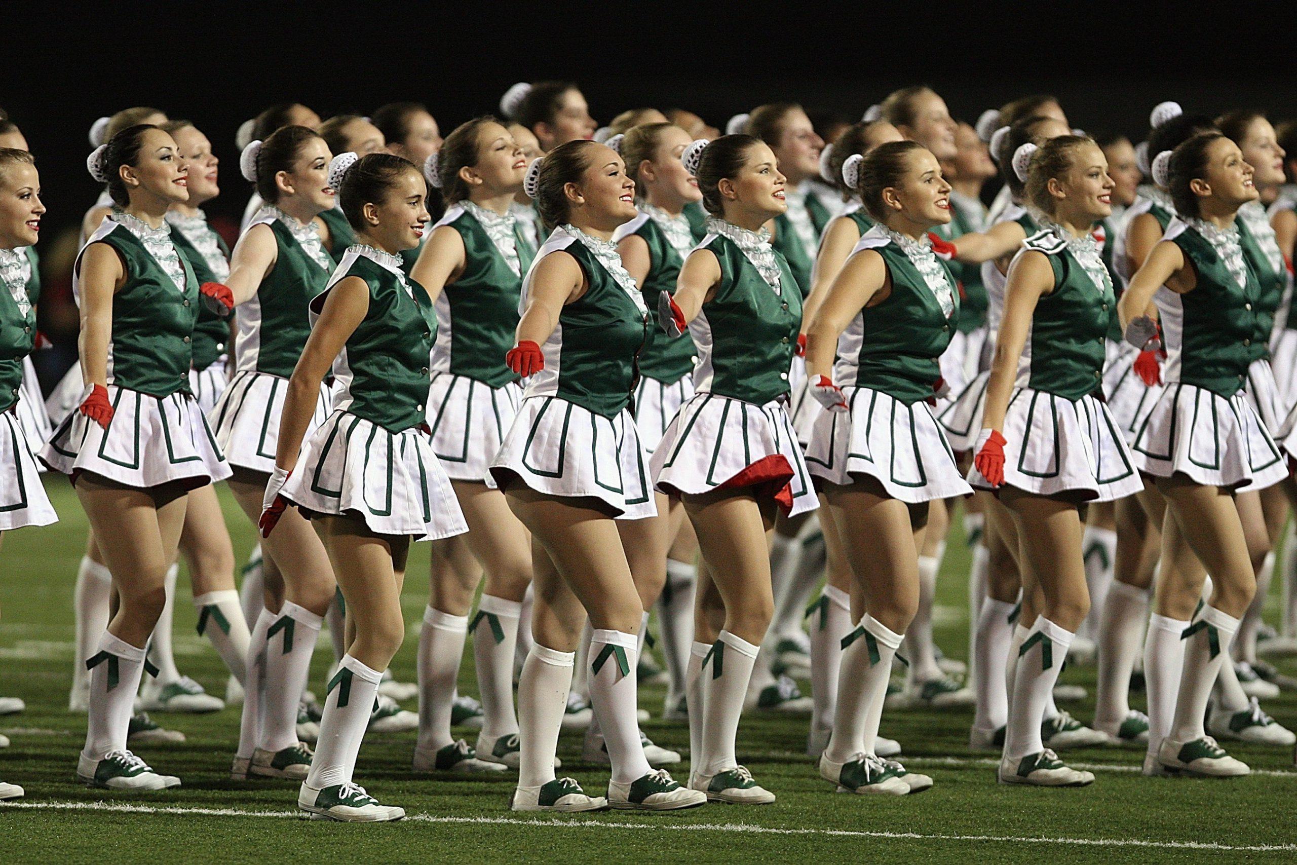 What are the All-Time Top 10 Varsity Cheerleading Songs?