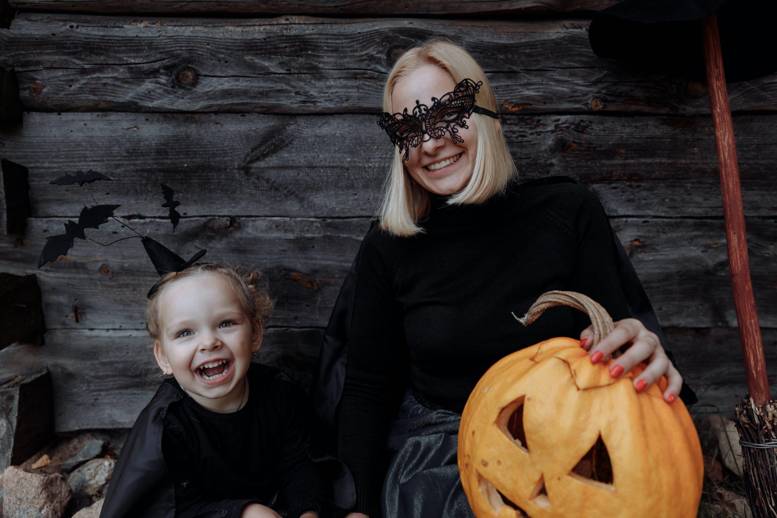Creative Halloween Costumes this Year that are Simple and Funny